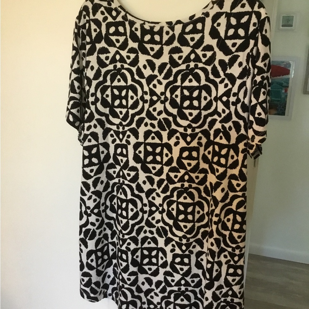 JM COLLECTION T-shirt 1X black/white rayon/spandex =stretchy￼ NWT short sleeve - Picture 3 of 8